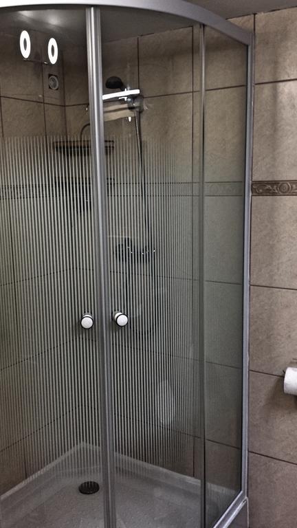 Virag Apartmanhaz Шопрон Екстер'єр фото